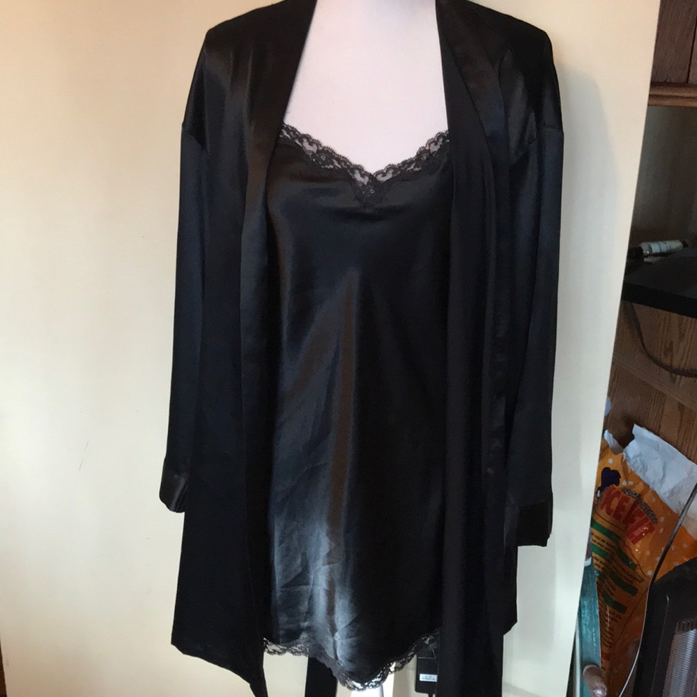 Victoria’s Secret Négligée & Robe